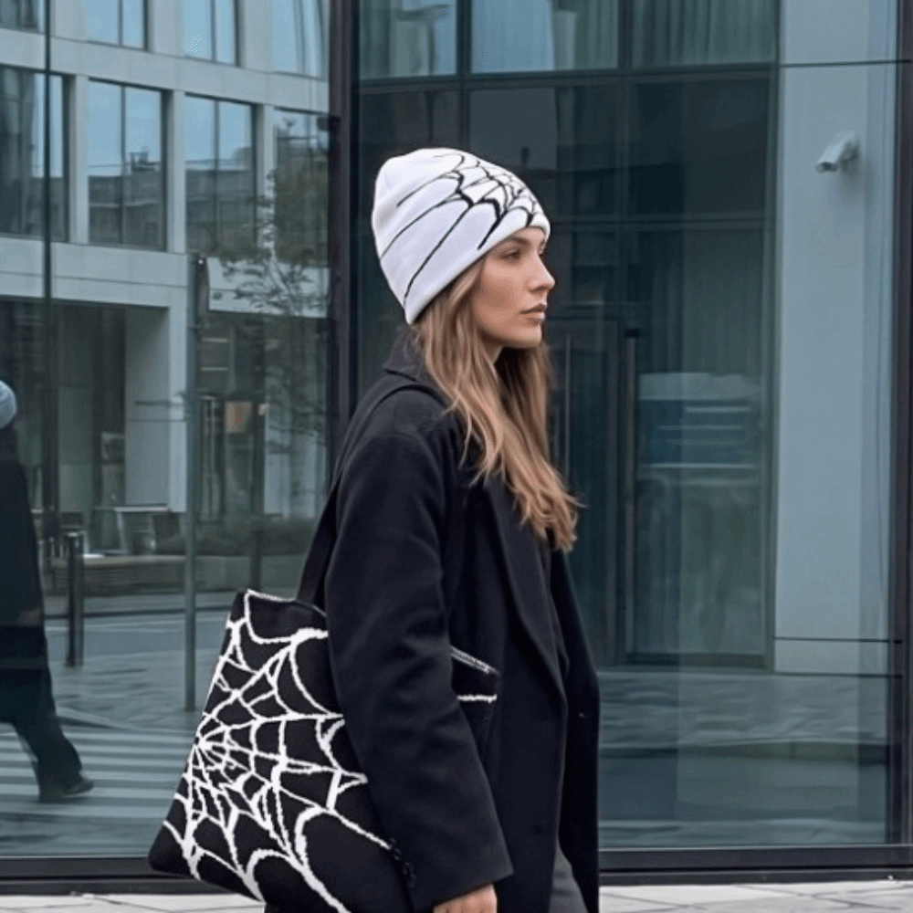 قبعات بيني بنمط شبكة العنكبوت  - مراجعة Beanie Cuffed Knit وسعره